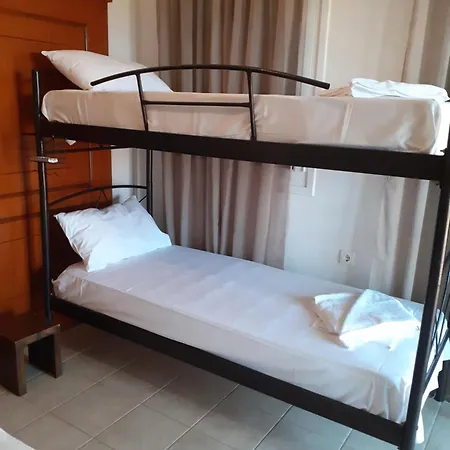 Phyllida - A1 Holiday home *